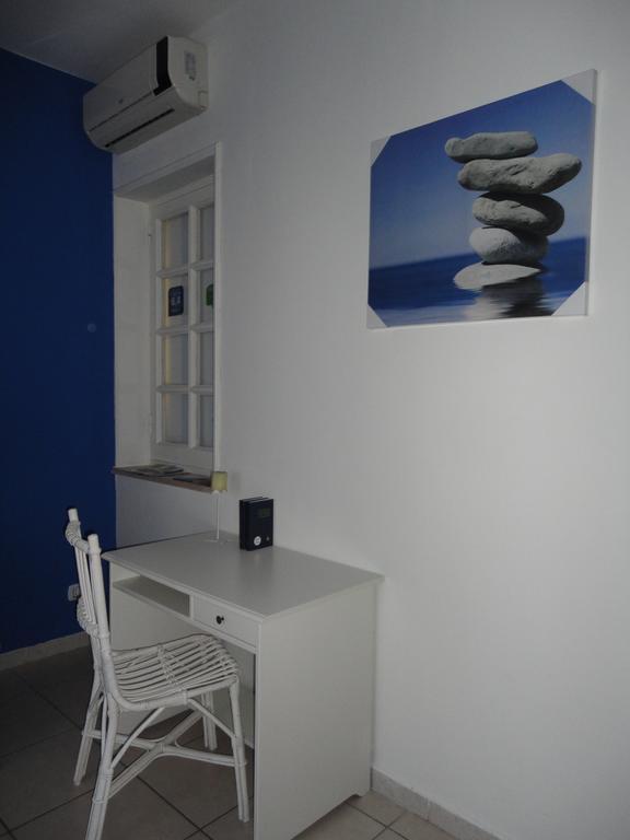 Travel And Living Hotel Trani Bagian luar foto