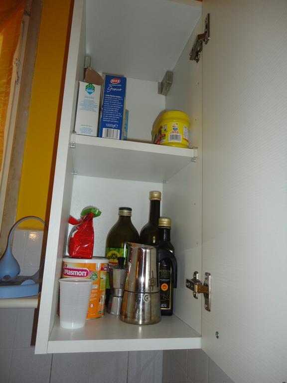 Travel And Living Hotel Trani Bagian luar foto